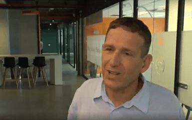 Interview with The Kitchen CEO, Jonathan Berger, about the milk substitute industry and cow-free milk (Hebrew)